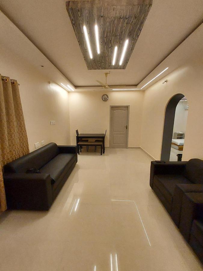 Srirangam Service Apartment Tiruchirappalli Екстер'єр фото