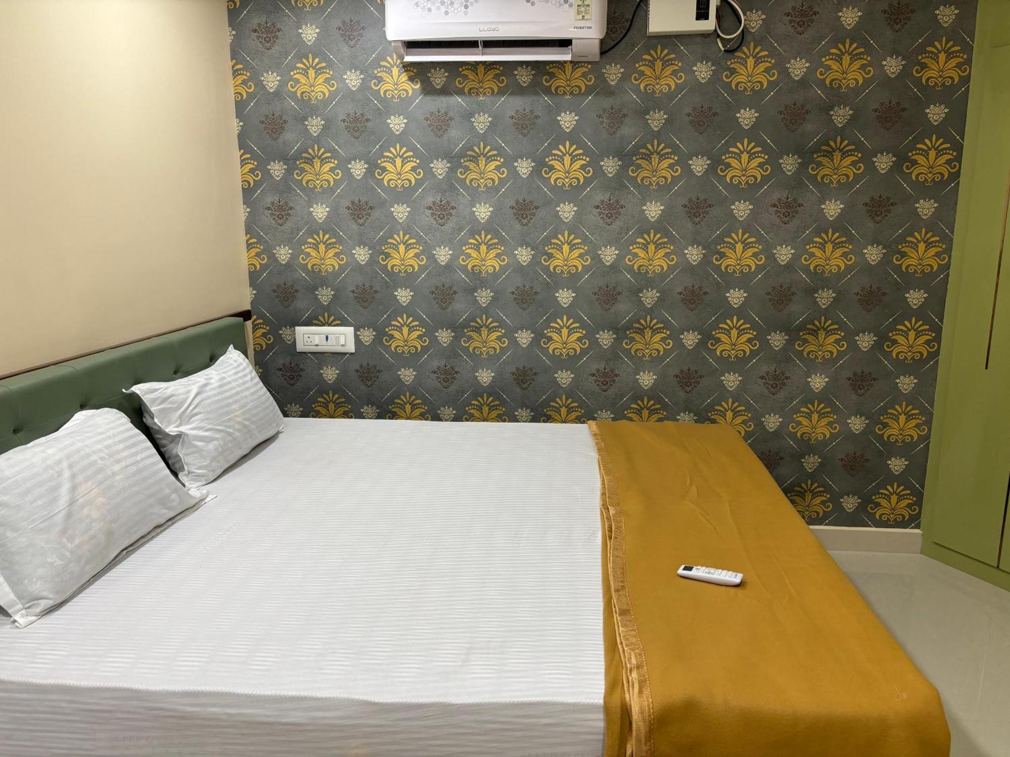 Srirangam Service Apartment Tiruchirappalli Екстер'єр фото
